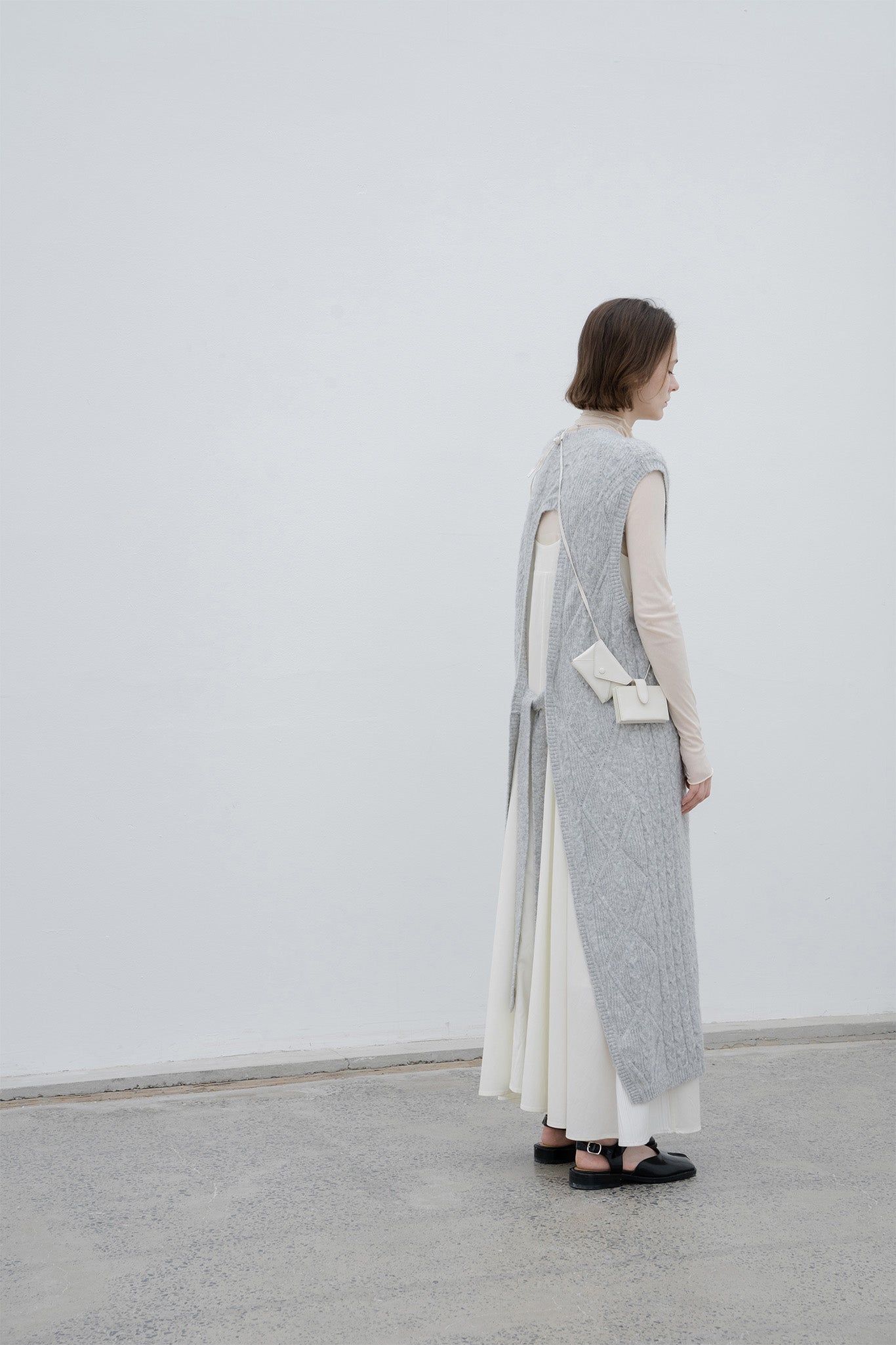 Back open cable knit long knit vest dress 